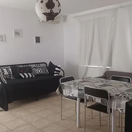 Niko * Trogir