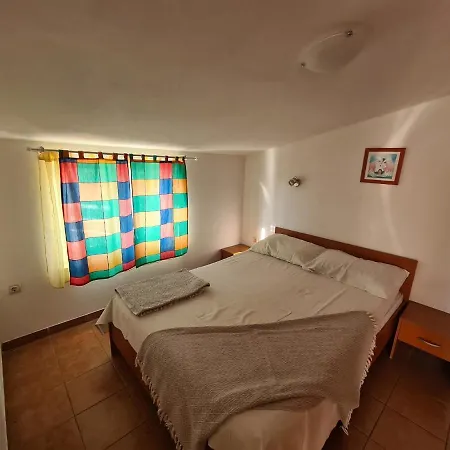 Apartment Niko *