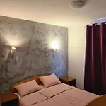 Niko Apartamento *