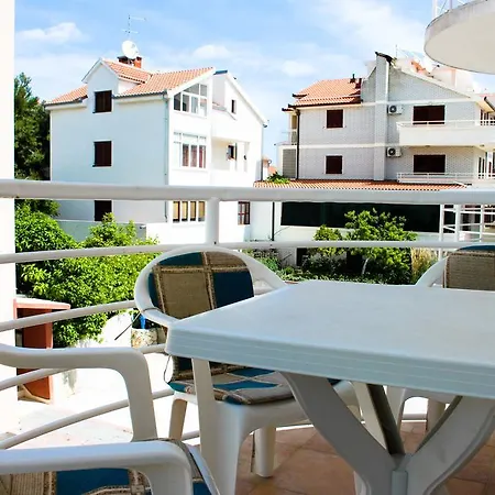 Niko Apartman